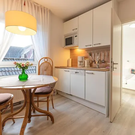 Haus In Der Innenstadt 'groede', Grosse Strasse Apartment Wyk auf Foehr